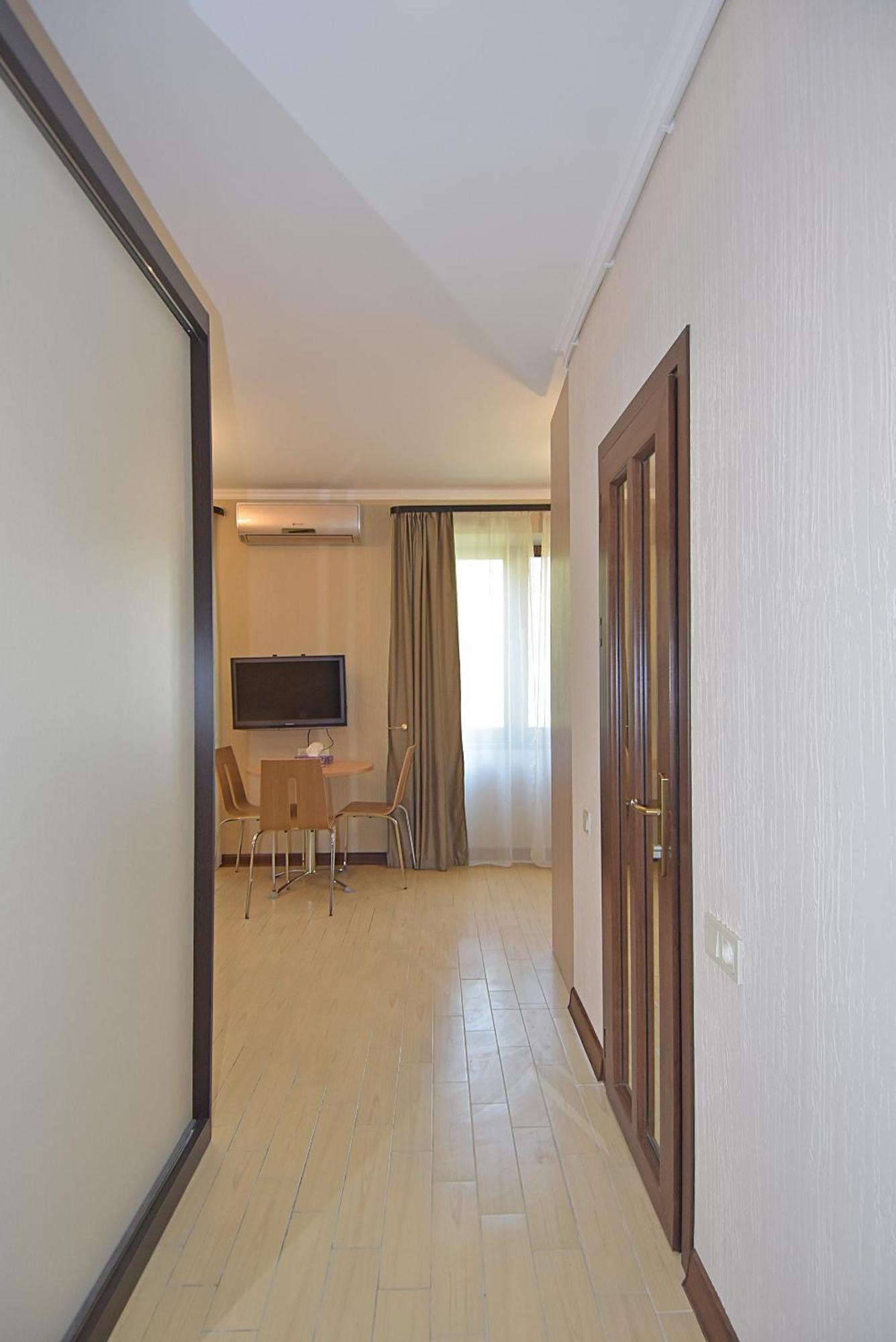 Studioapart In Downtown Jerevan Buitenkant foto